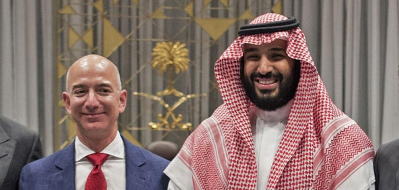 Cómo evitar ser víctima del ciberataque que hackeó el teléfono móvil del CEO de Amazon, Jeff Bezos