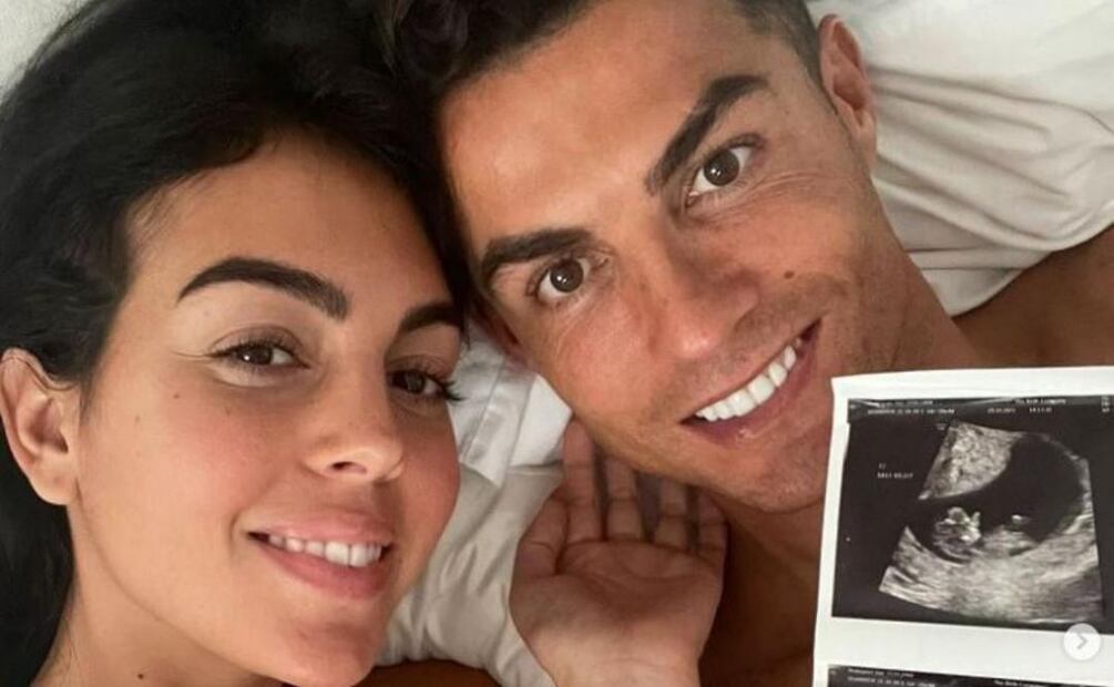 Cristiano Ronaldo presenta a su bebita sobreviviente del parto 