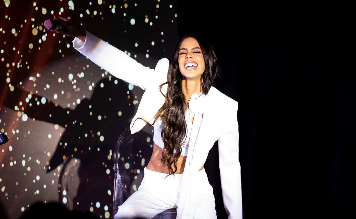 Tini da mini concierto privado en México
