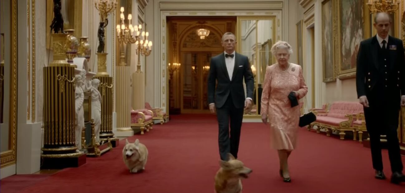 Conoce el exquisito y fino menú de los perros de la reina Isabel II