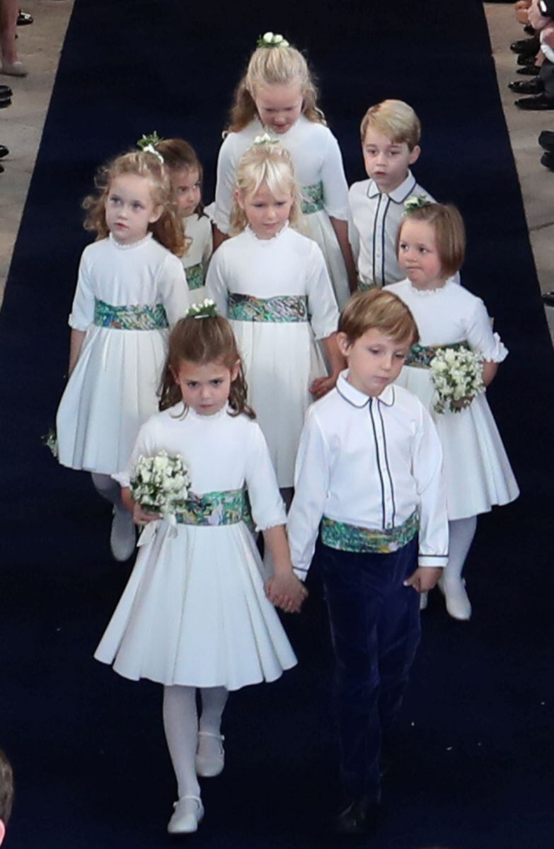 El príncipe George y la princesa Charlotte roban cámara en la boda de Eugenia de York