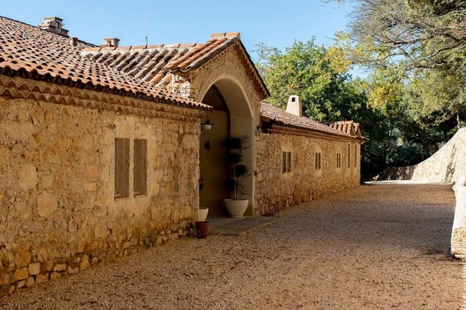La casa de Brad Pitt en la Provenza / Instagram: miravalstudios