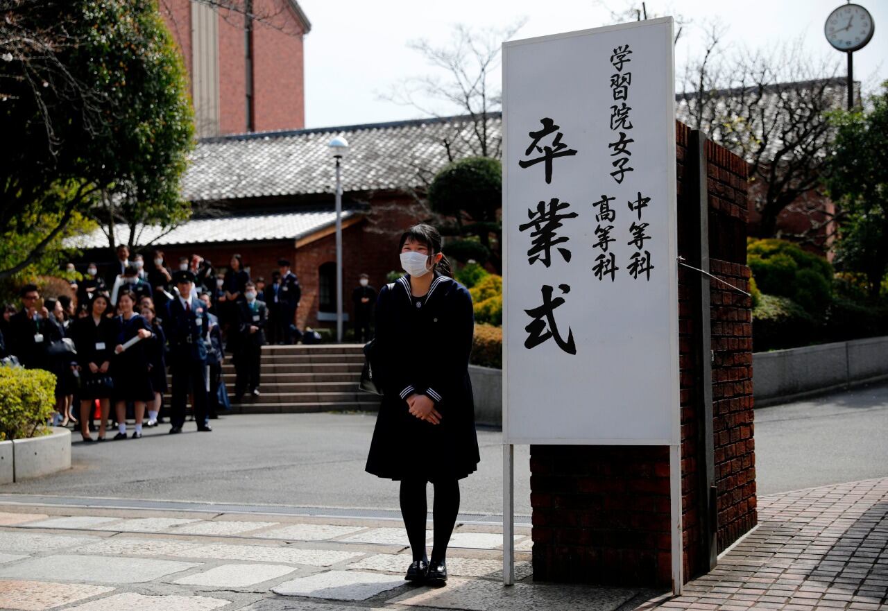 La princesa Aiko de Japón se gradúa de high school en plena crisis del Covid-19