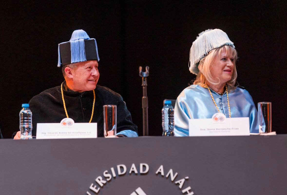 Eduardo Robles Gil y Sonia Barnetche. (Foto: Arturo Aguirre Tapia)