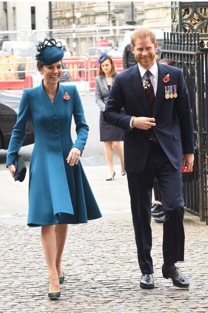 La reina Isabel visita a Meghan y Harry en su nueva casa