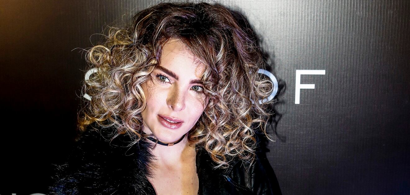 <p>Algunas personas criticaron el excesivo uso de Photoshop en la imagen.<strong> (Fotos: Instagram, Archivo El Universal)</strong></p>
