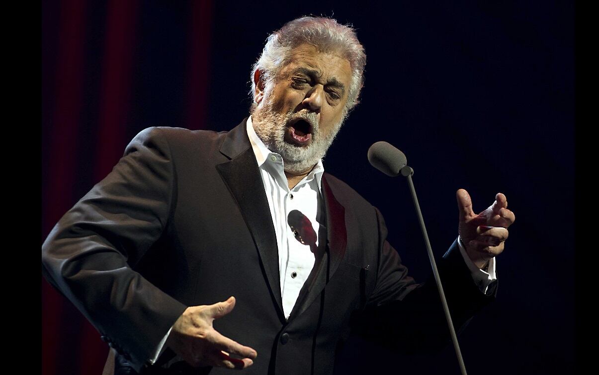 Plácido Domingo dio positivo a coronavirus 
