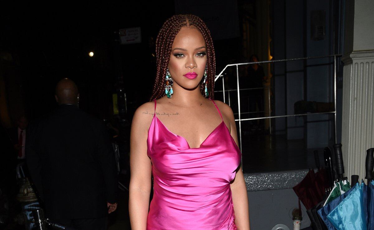 Rihanna toma el control del imperio de la lencería; LVMH se interesa en su marca