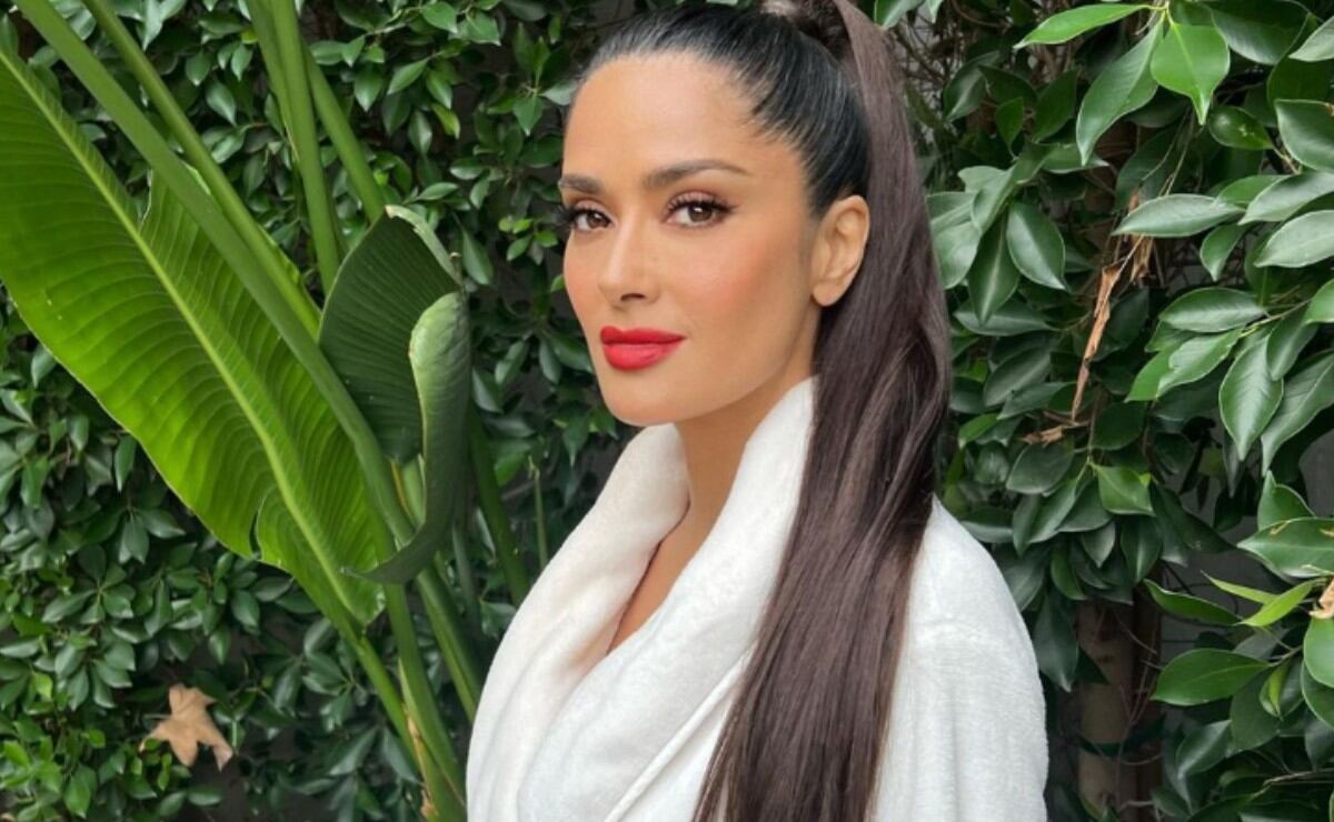 Los sorprendentes cambios de look de Salma Hayek: desde corte bob hasta orgullosas canas 