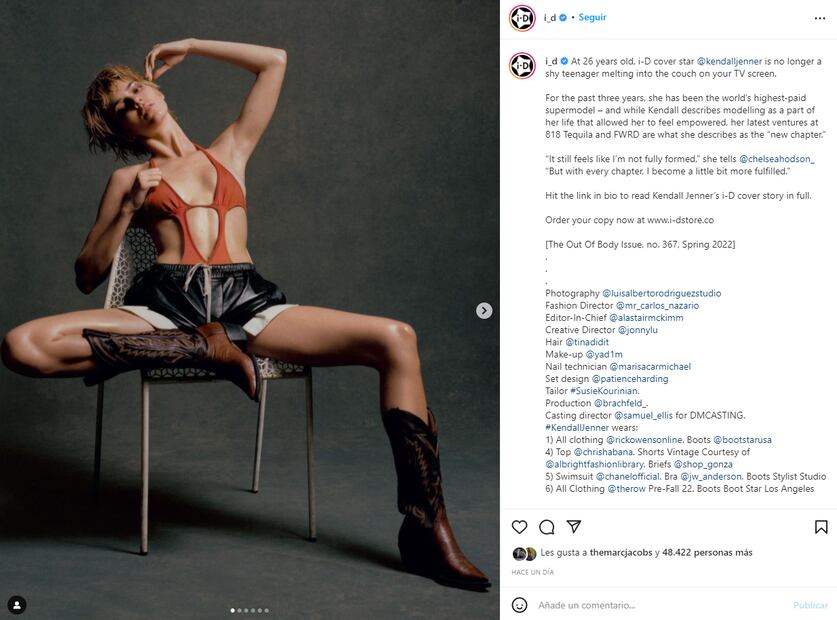 Kendall Jenner eleva la temperatura con un revelador monokini rosa de Gucci