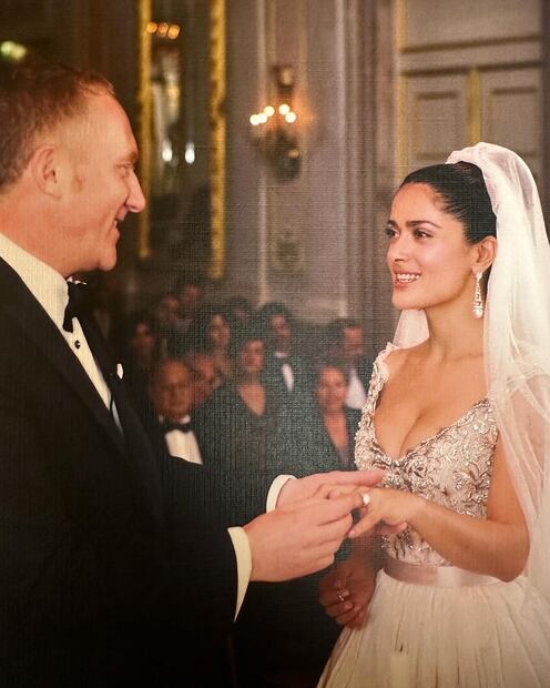 Salma Hayek y François-Henri Pinault en su boda/Instagram.