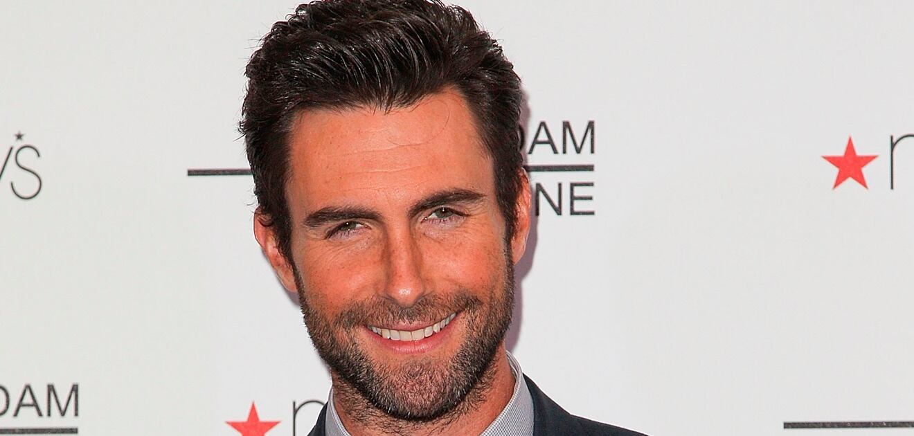 <p>
	A meses de convertirse en papá, el lider de la banda Maroon 5 cambia de look. <strong>(FOTOS:Archivo, Instagram)</strong></p>
