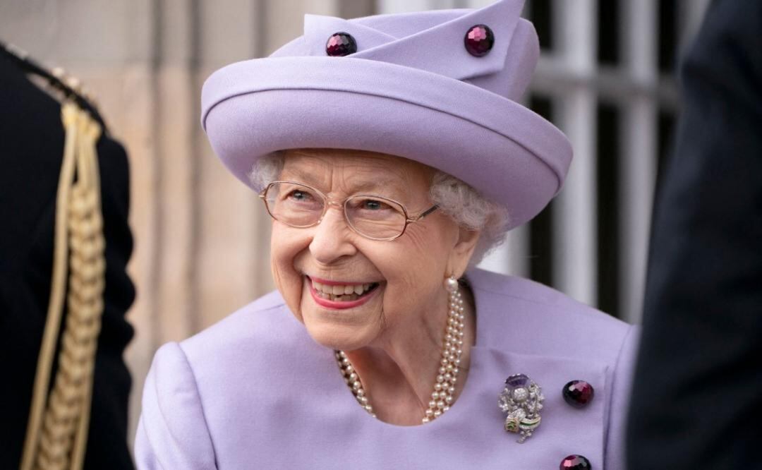 La reina Isabel II rompe TikTok con un compendio de sus mejores expresiones
