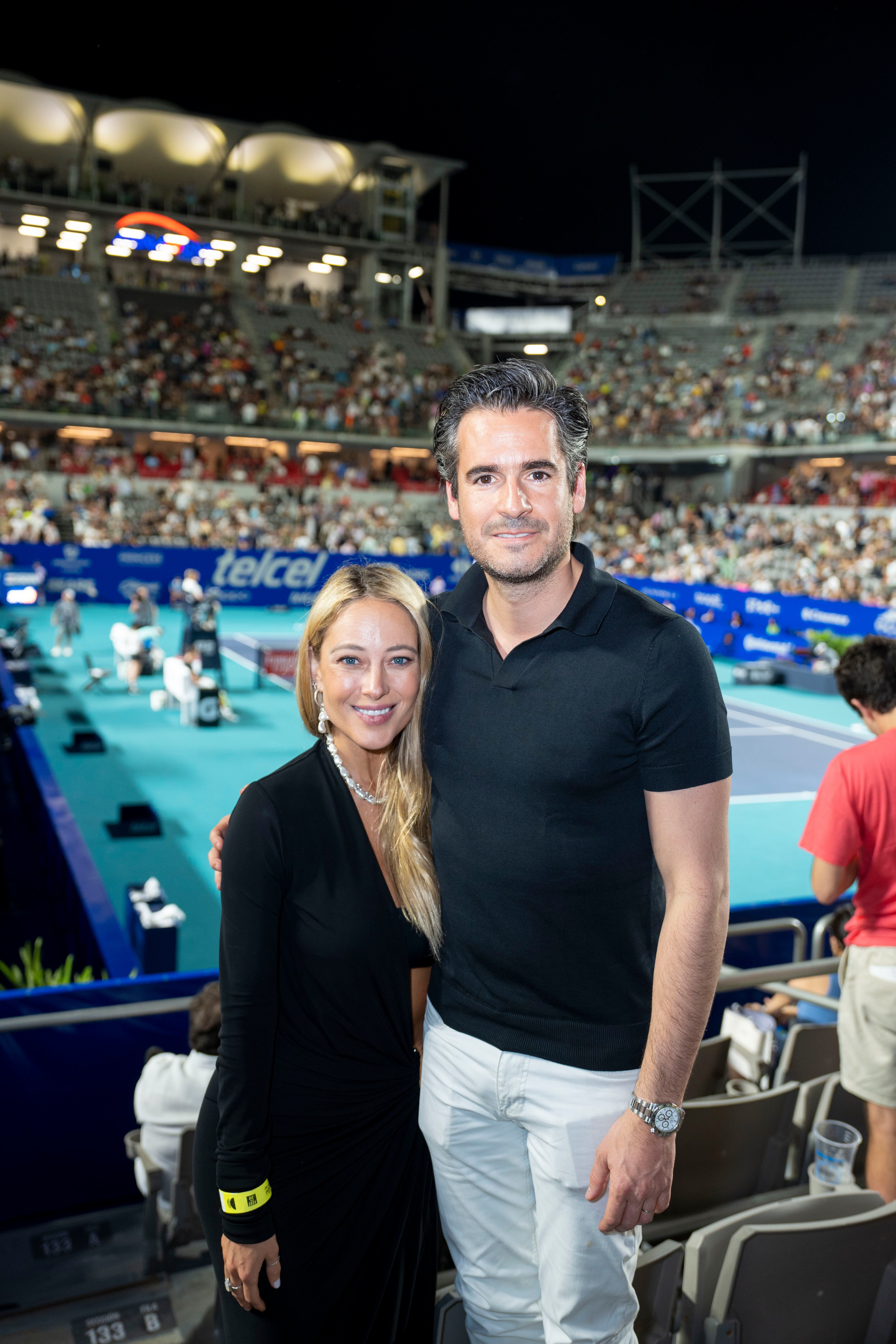 Vanessa Huppenkothen y Ricardo Dueñas. (Foto: Héptor Arjona)