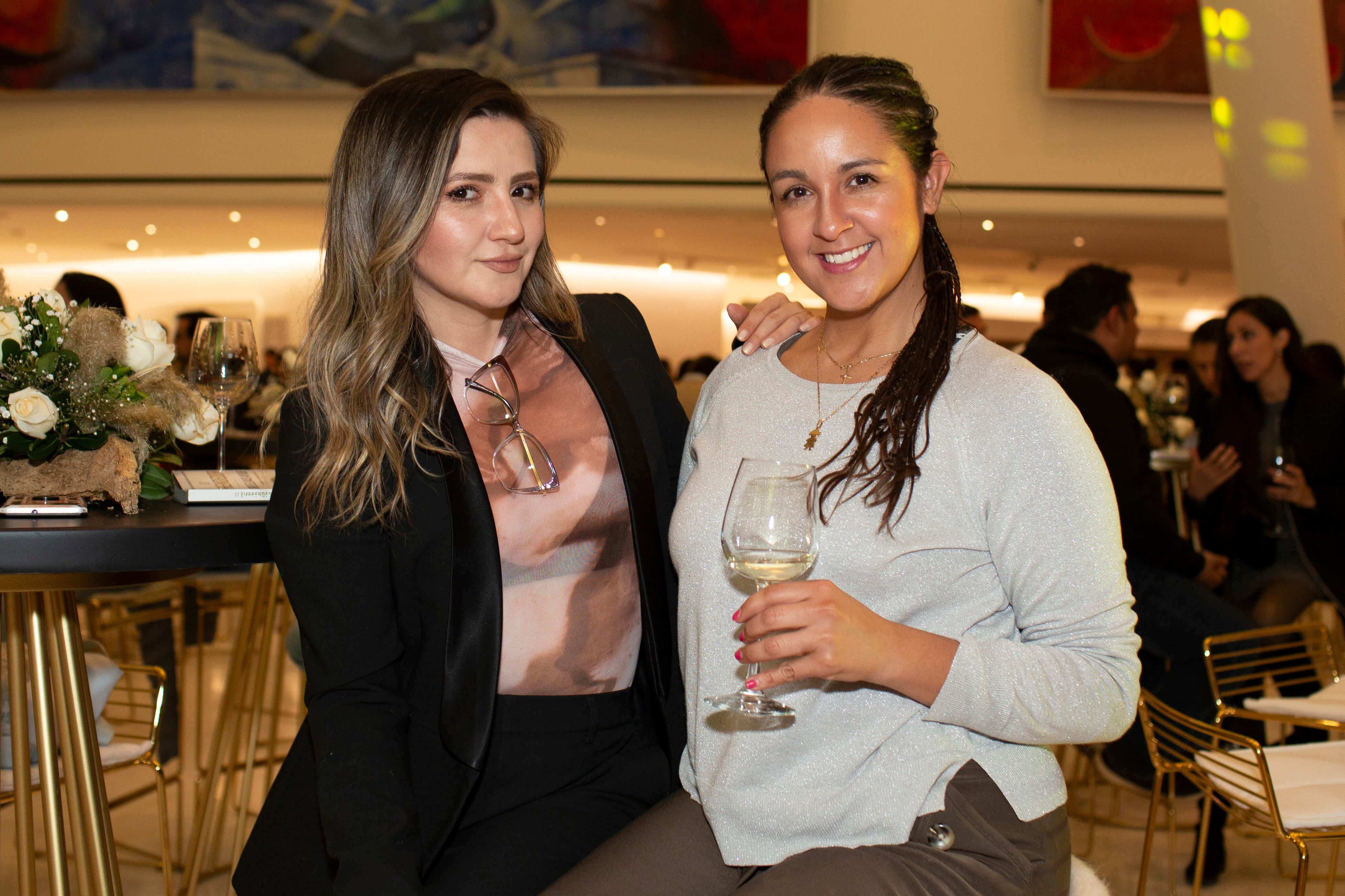Lupita Andrade y Alejandra Lavin. (Foto: Esteban Torreblanca)