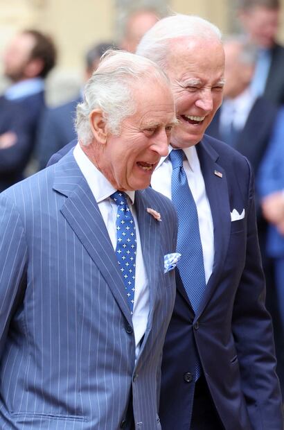 El rey Carlos III y Joe Biden, presidente de Estados Unidos, en una breve visita / AP