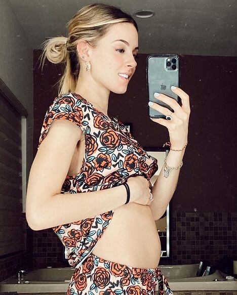 La blogger Mariana Rodríguez, esposa del senador Samuel García, pierde a su bebé