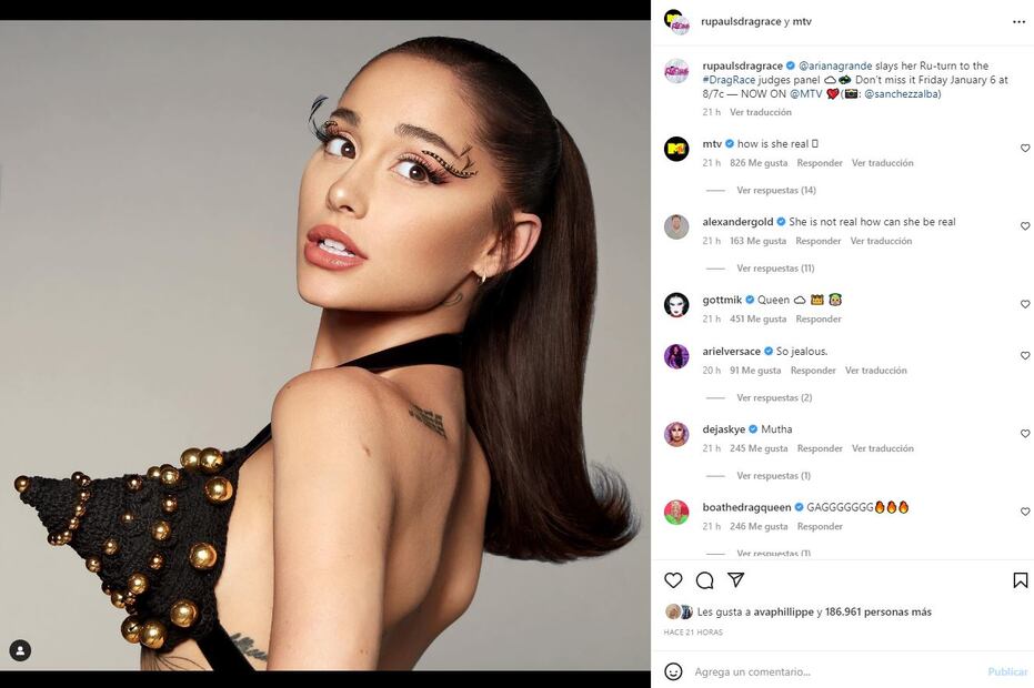 Ariana Grande se mimetiza con Madonna y lleva a otro nivel el bra cónico inspirado en los años 90