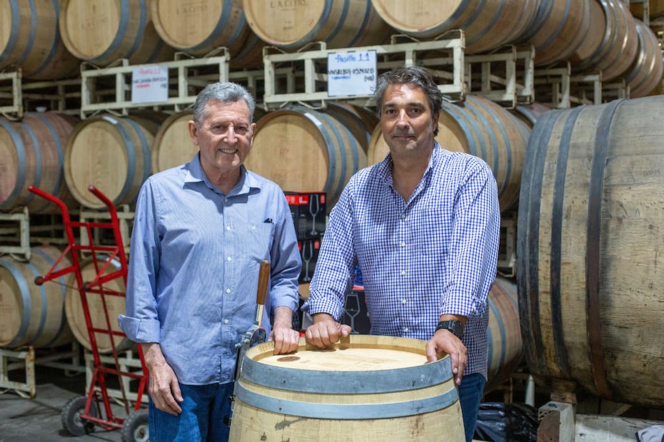 Los enólogos Joaquín Leyva y Sebastián Suárez. (Foto: Edgar Silva Fuentes S.)