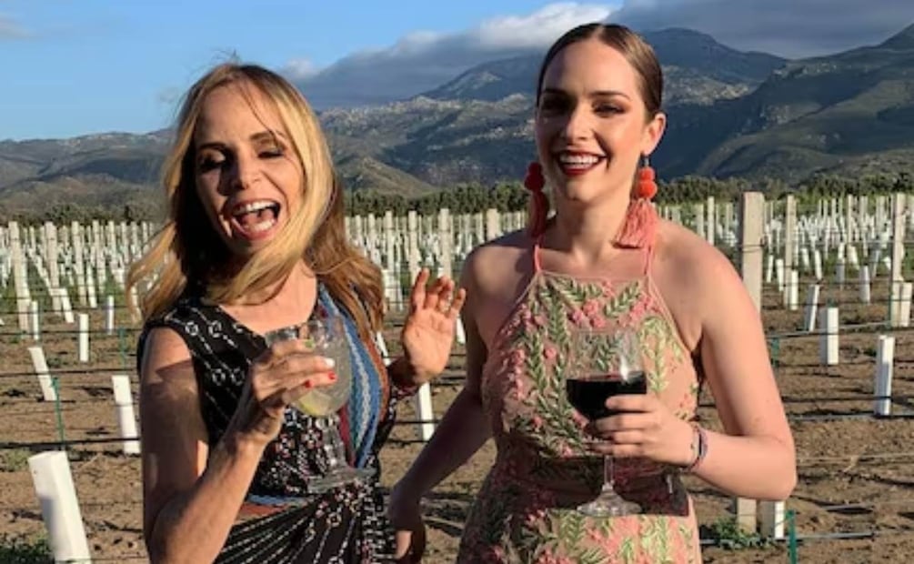 Amparín Serrano y Minnie West / Foto: Instagram @minniewest