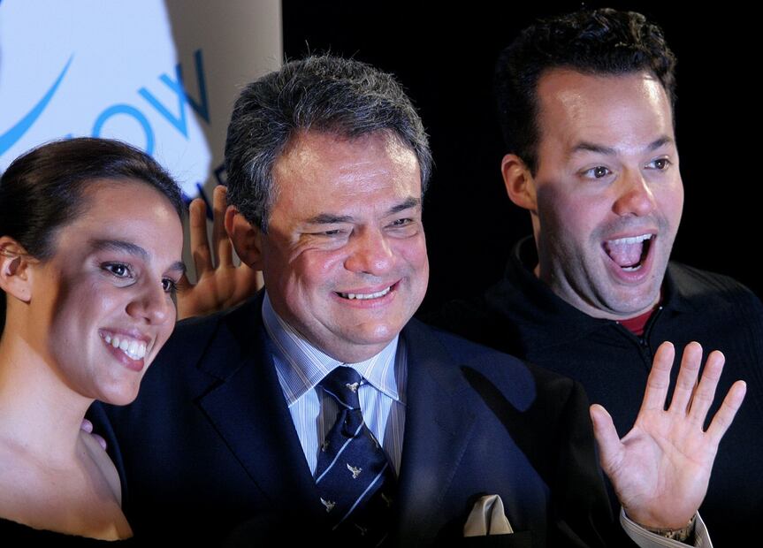 Patrimonio de José José valuado en 5 millones de dólares 