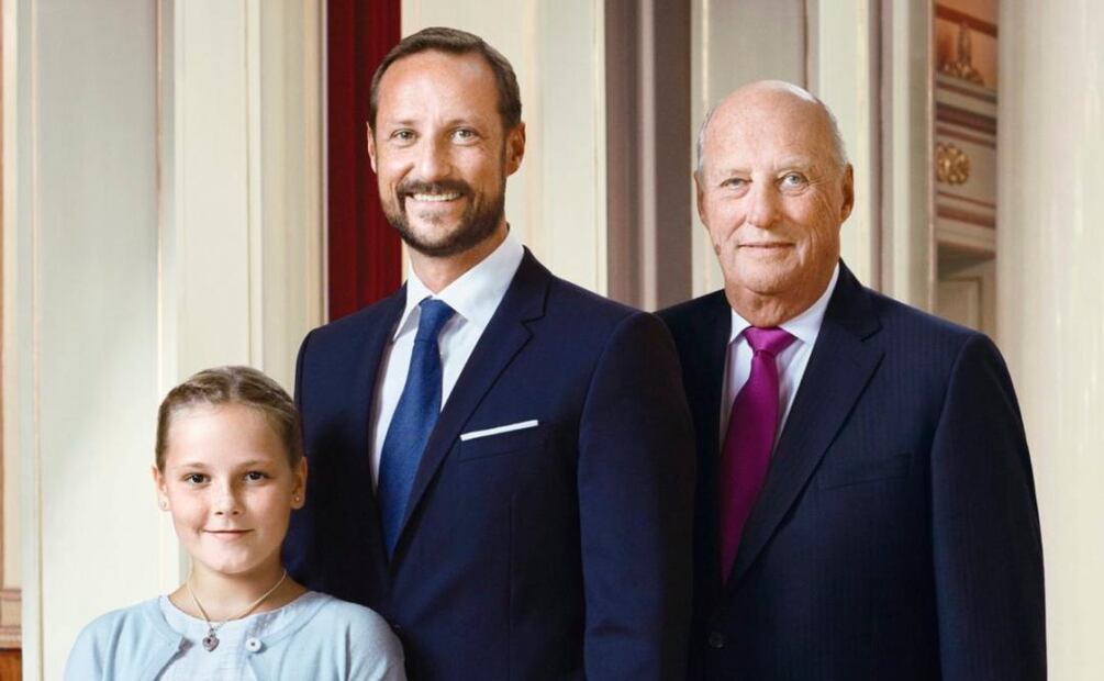 Haakon de Noruega ¿es el nuevo 'príncipe Carlos', eterno heredero al trono?