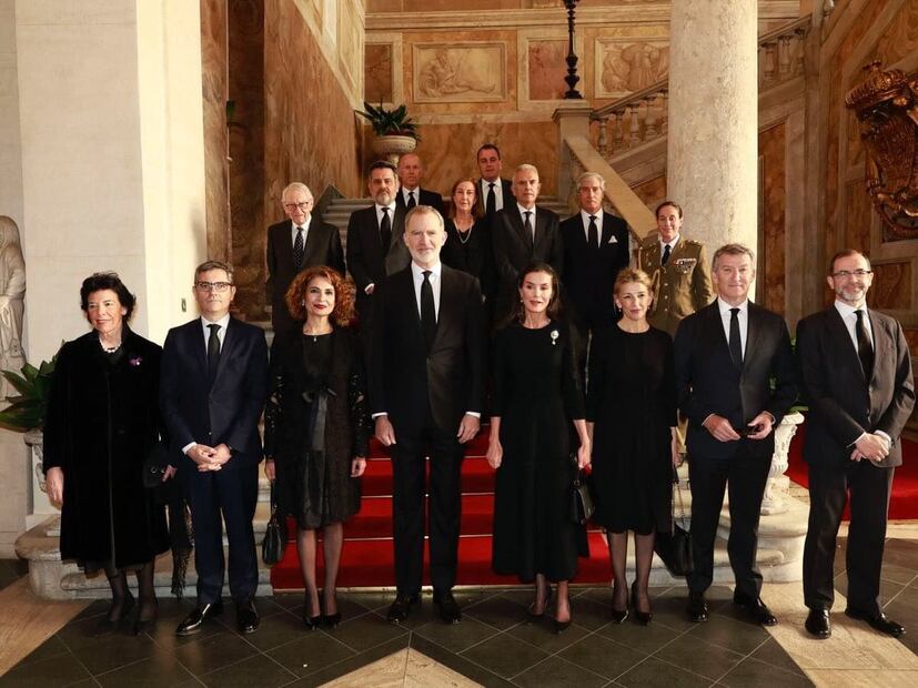 El rey Felipe VI y Letizia de España en el funeral del papa Francisco / Foto: EFE