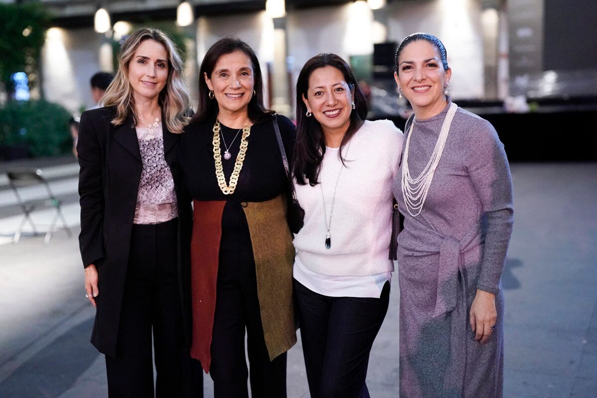 Mariel Cabañas, Adriana Labardini, Ana Cecini y Laura Tamayo. (Foto: Leonardo Gómez)