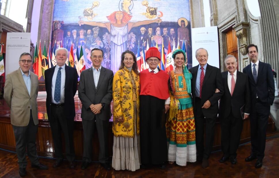 Alfredo Harp Helú reconocido con Doctorado Honoris Causa por el IPN / Foto: Enrique Gutiérrez