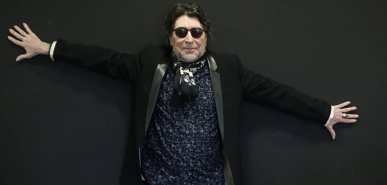 Joaquín Sabina cumple 71 años enamorado de Jimena, el amor de su vida