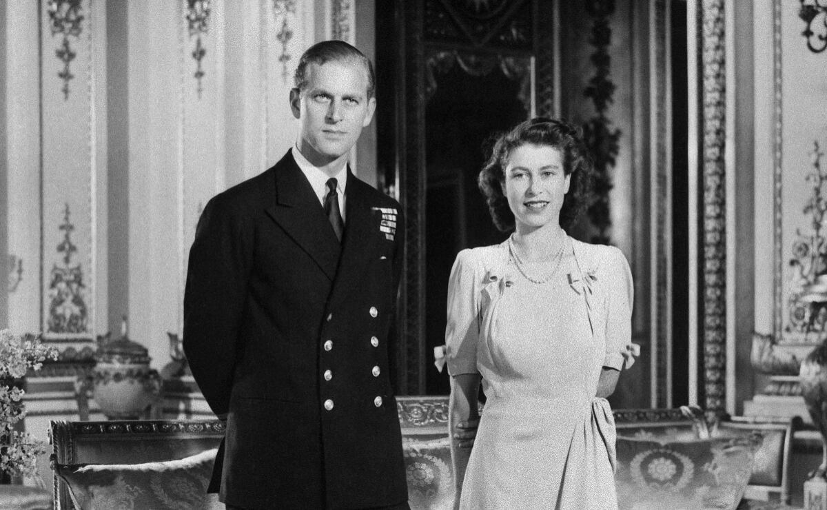La romántica historia de amor de Isabel II y el príncipe Felipe