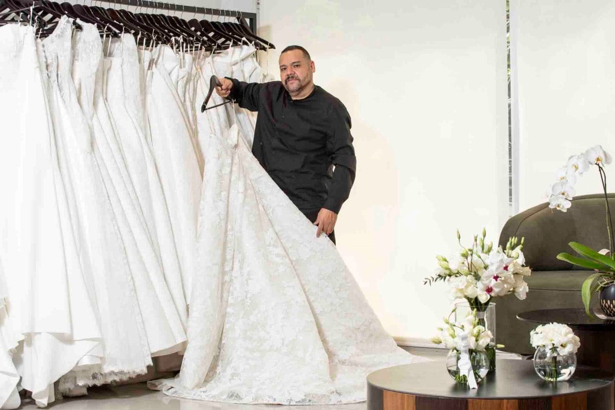 Benito eligió desde muy temprano en su carrera crear vestidos de novia y de gala. (Foto: Esteban Torreblanca)