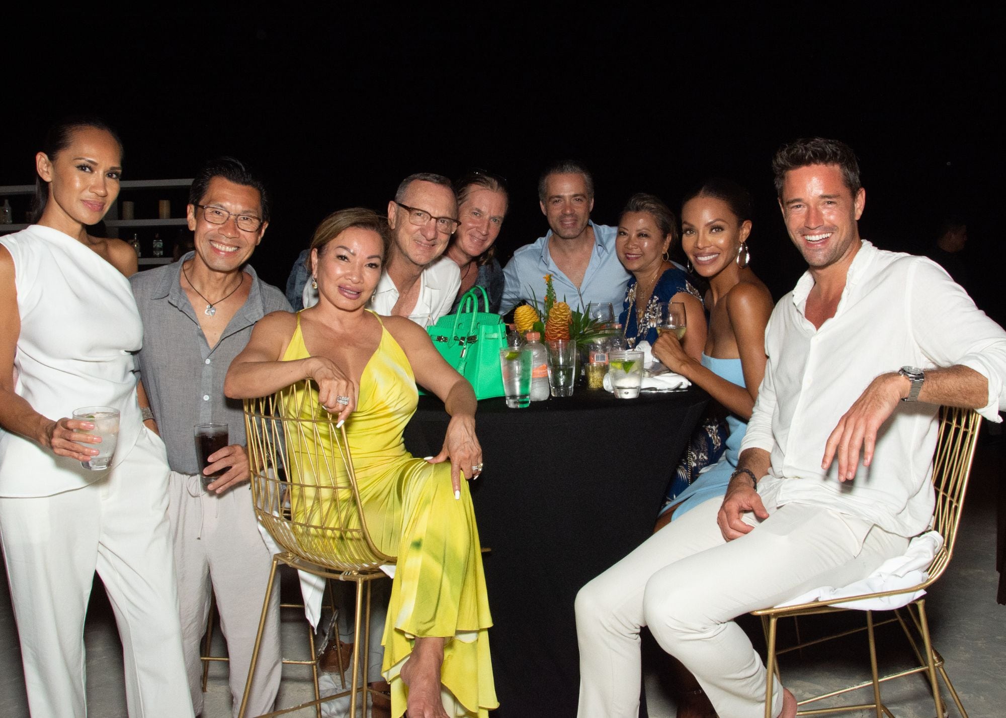 Liv y Phi Nguyen, Anh y David Shwabe, Roger Kurtin, Volkan Irgit, Diana Wang, Crystle y Max Sebrechts. (Foto: Especial)