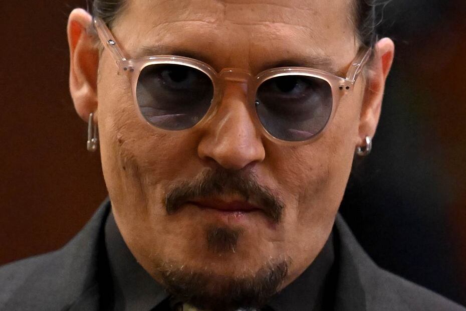 Médico de Johnny Depp revela que un pedazo de dedo del actor salió volando tras pleito con Amber Heard