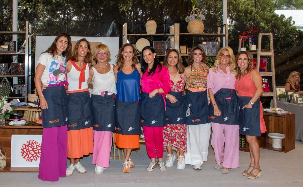 Marinette Miguel, Casilda Chico, Liliana Arteaga, Mariana Baños, Ale Gomez, Michelle Jolyt, Ileana Casares, Beatriz Pasquel y Gaby Palacios / Foto: Angélica Chema