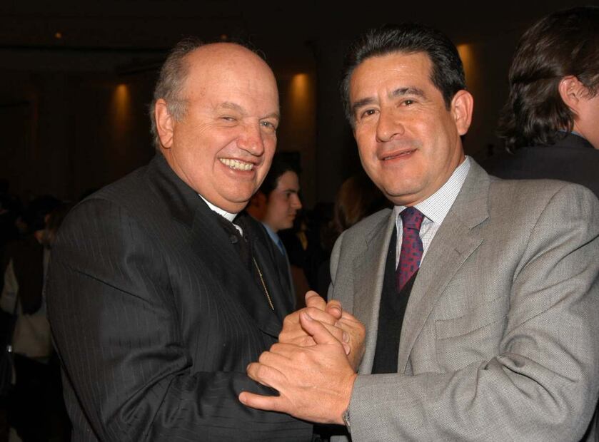 Muere Onésimo Cepeda, obispo emérito de Ecatepec, amigo de políticos y del poder