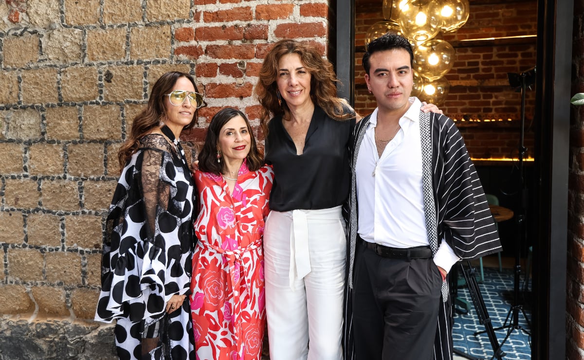 Regina Donde, Lucy Lara, Sally Serur y Enrique García. (Foto: Esteban Torreblanca)