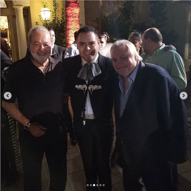 Carlos Slim sorprende al lucir más delgado y relajado