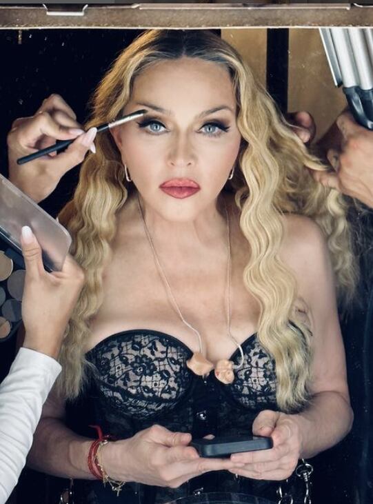 Instagram @madonna