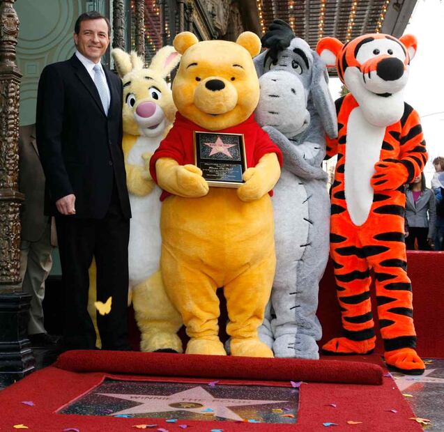 Tom Cruise y Winnie the Pooh se suman a la coronación de Carlos III