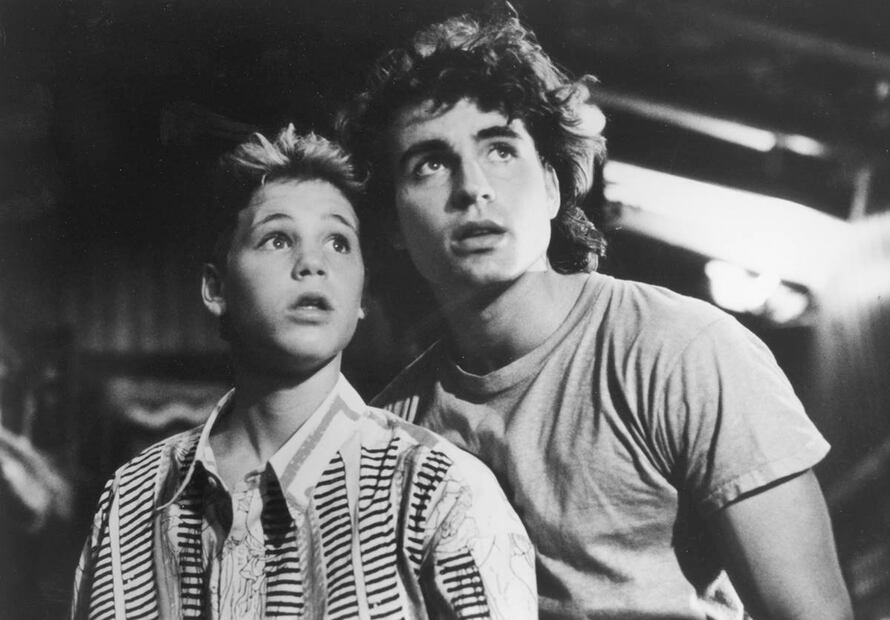 Charlie Sheen niega acusaciones de abuso sexual contra Corey Haim