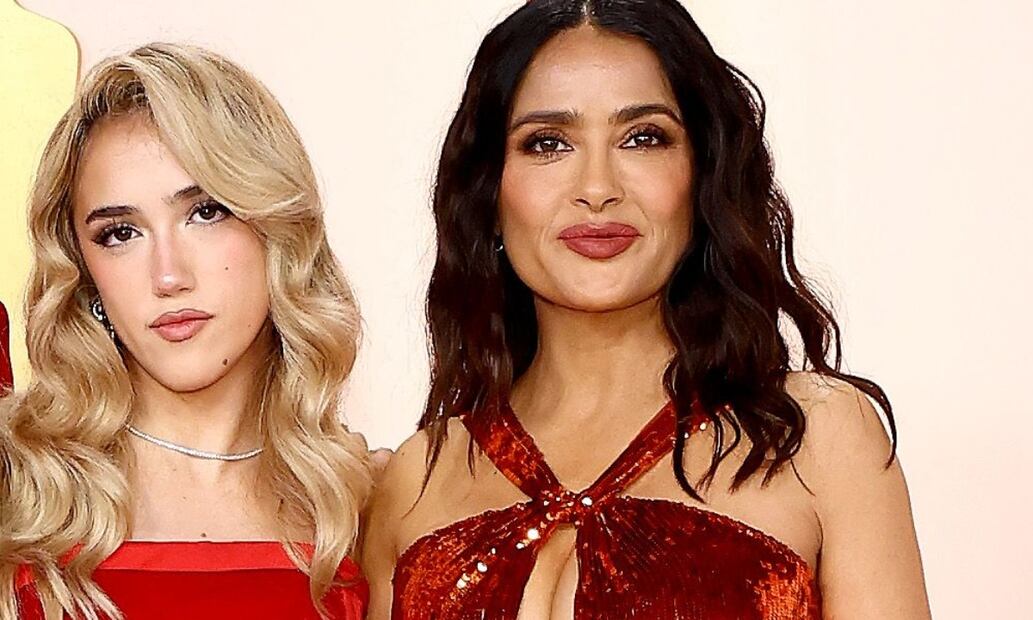Valentina Paloma, la hija de Salma Hayek, está por cumplir 17 años y cada vez luce más idéntica a su mamá / Foto: AFP