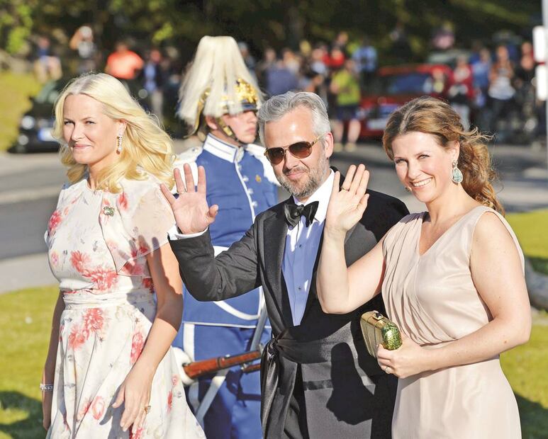Martha Louise de Noruega rompe el silencio y escribe sensible carta a Ari Behn: "nunca entendiste lo amado que eras"