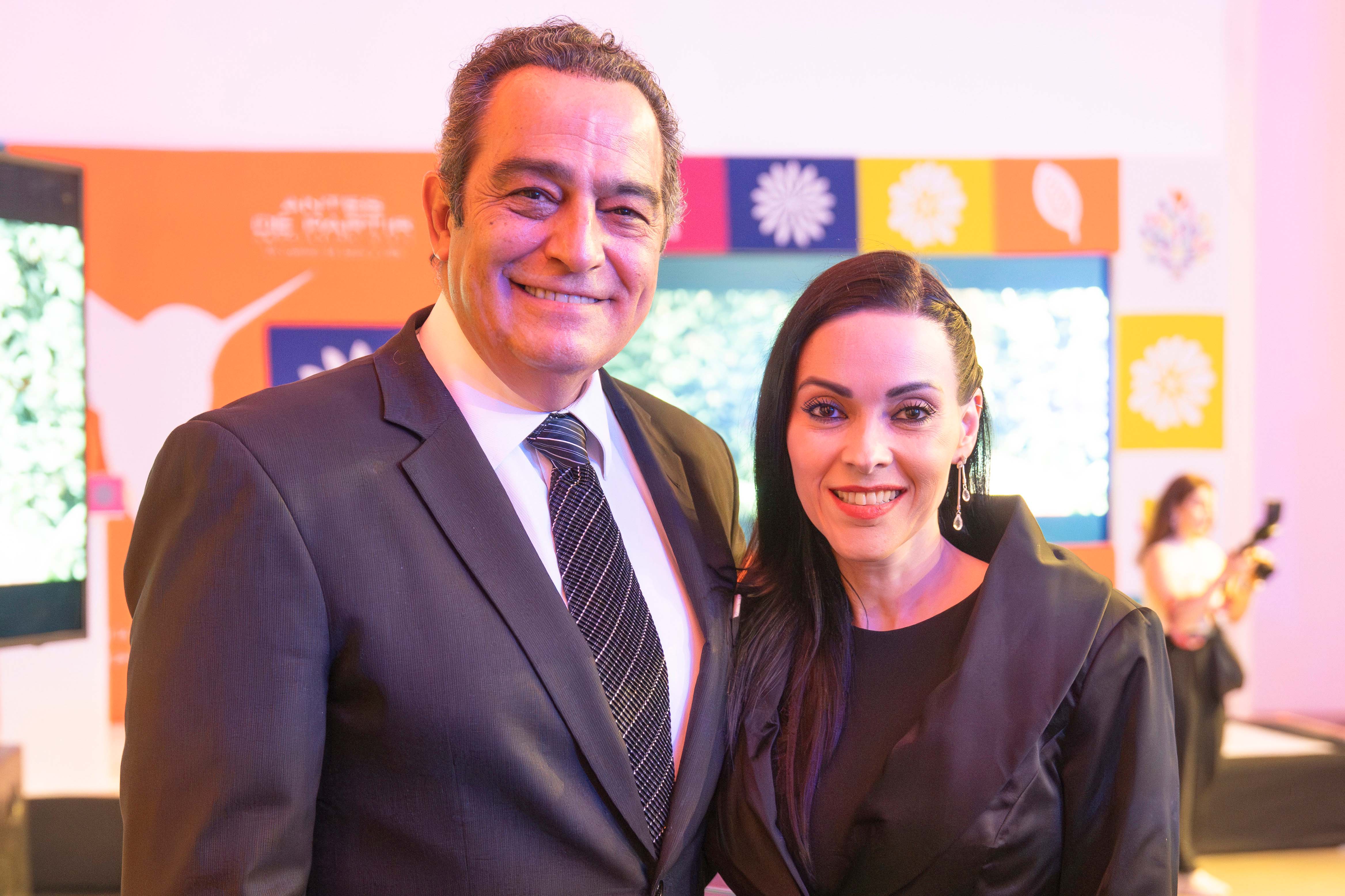 Omar Fierro y Evelyn de la Luz. (Foto: Héctor Arjona)