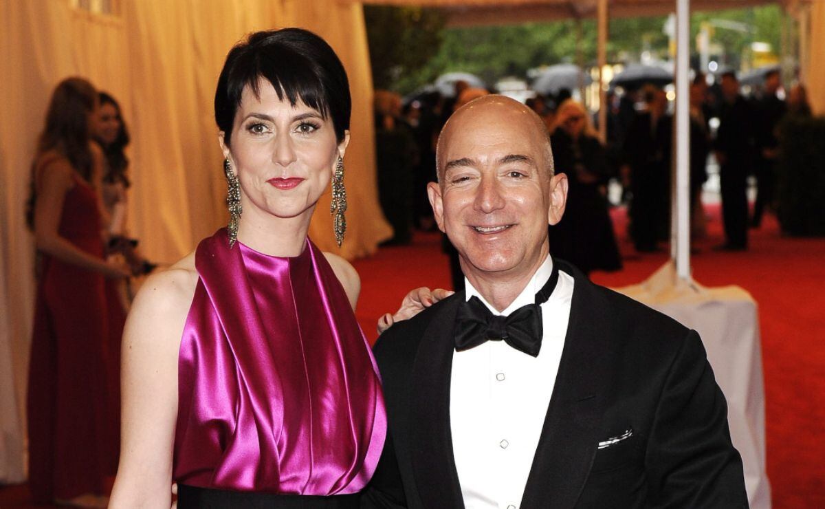 Su divorcio con Jeff Bezos, convirtió a MacKenzie Scott en la mujer más rica del mundo