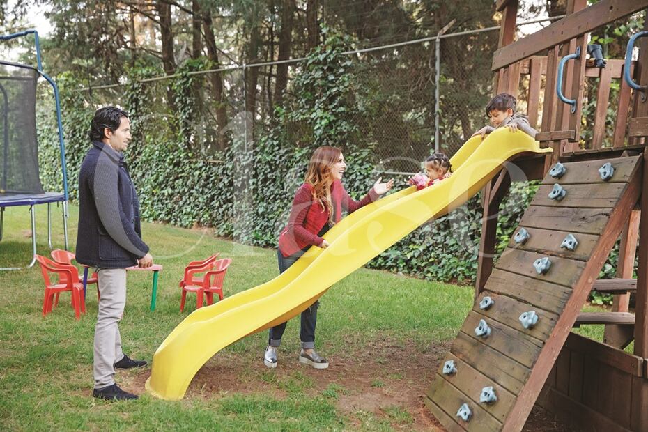 Claudia Lizaldi nos abrió las puertas de su casa