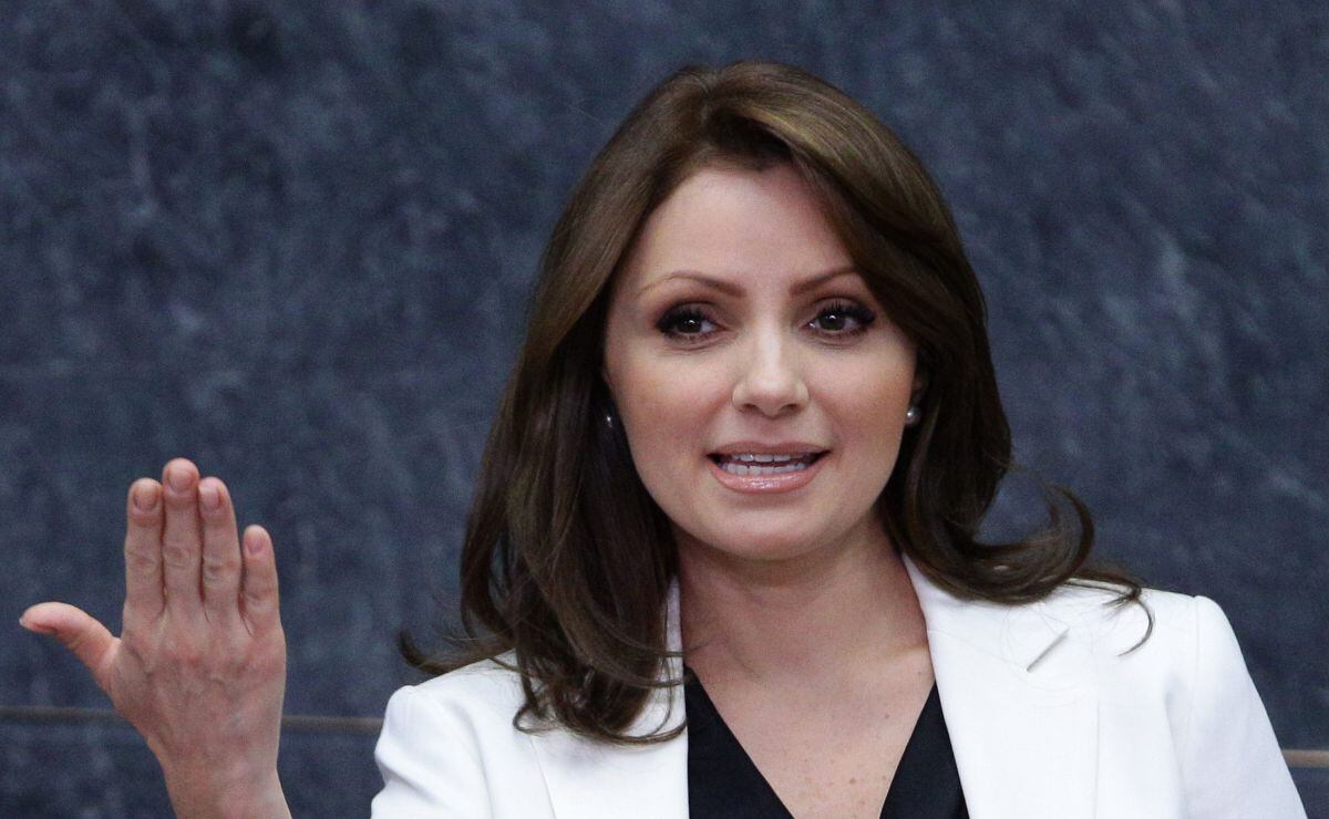 El misterioso mensaje de Angélica Rivera en Instagram