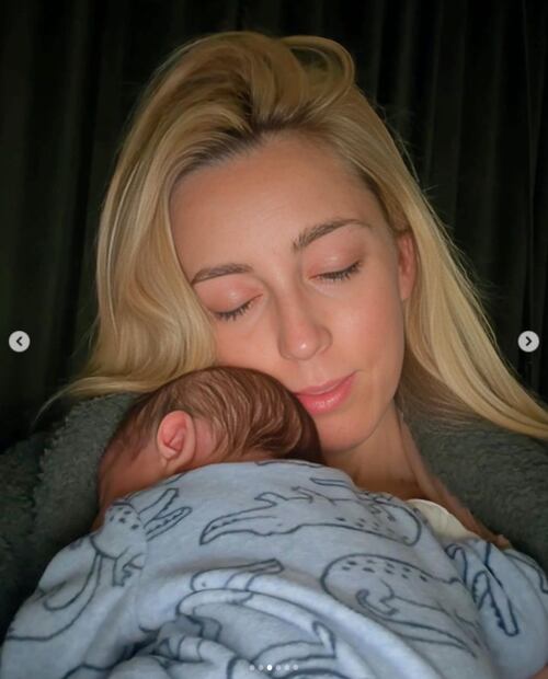 Shanik Aspe junto a su bebé /  Instagram: @shanik_aspe