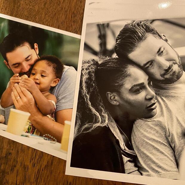 Esposo de Serena Williams deja Reddit y pide que contraten a un afroamericano