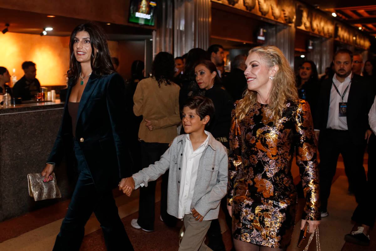 Christianne Miguel, Hugo Sebastián Salinas y Ninfa Salinas. (Foto: Esteban Torreblanca)